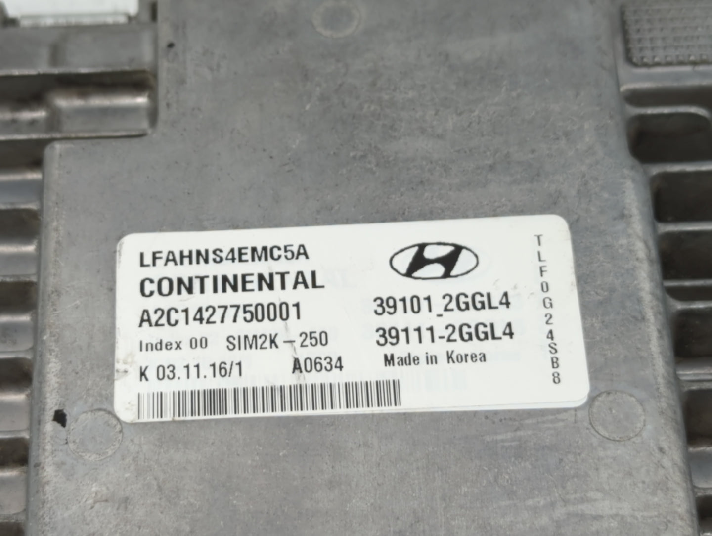 2015-2017 Hyundai Sonata PCM Engine Control Computer ECU ECM PCU OEM P/N:39101_2GGL4 Fits Fits 2015 2016 2017 OEM Used Auto 