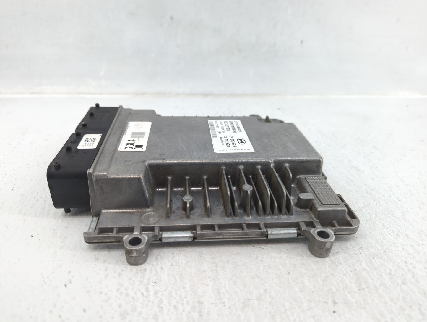 2015-2017 Hyundai Sonata PCM Engine Control Computer ECU ECM PCU OEM P/N:39101_2GGL4 Fits Fits 2015 2016 2017 OEM Used Auto 