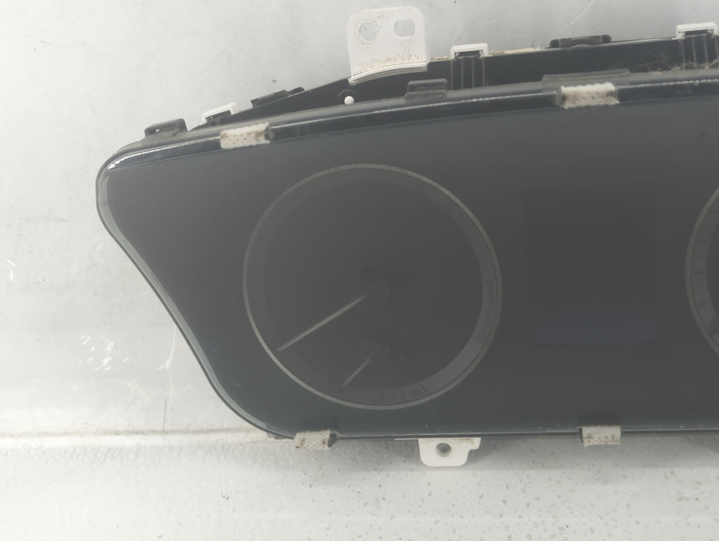 2016-2017 Hyundai Sonata Instrument Cluster Speedometer Gauges P/N:94001-C2201 Fits Fits 2016 2017 OEM Used Auto Parts - Oem