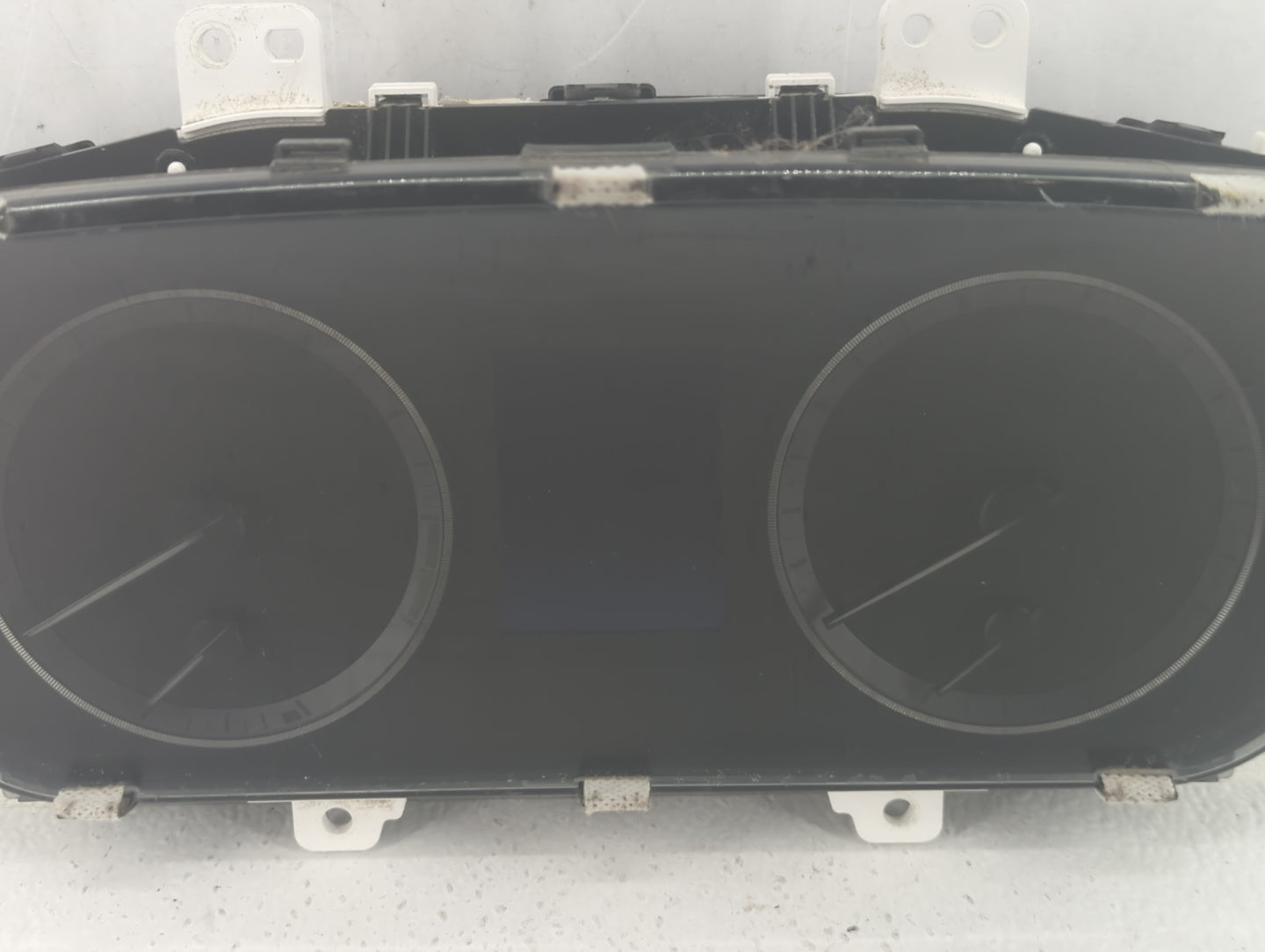 2016-2017 Hyundai Sonata Instrument Cluster Speedometer Gauges P/N:94001-C2201 Fits Fits 2016 2017 OEM Used Auto Parts - Oem