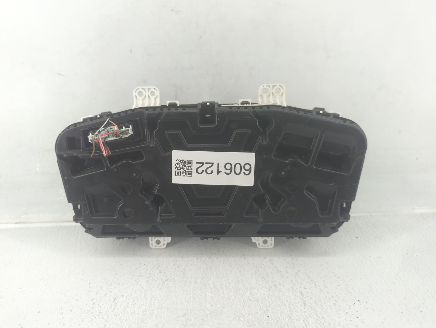 2016-2017 Hyundai Sonata Instrument Cluster Speedometer Gauges P/N:94001-C2201 Fits Fits 2016 2017 OEM Used Auto Parts - Oem