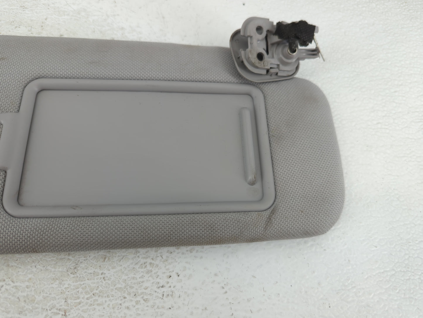2015-2019 Hyundai Sonata Sun Visor Shade Replacement Passenger Right Mirror Fits Fits 2015 2016 2017 2018 2019 OEM Used Auto