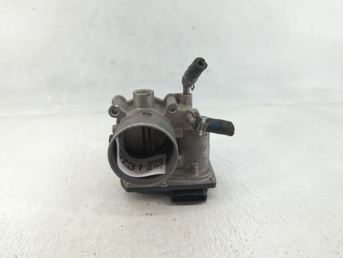 2016-2017 Hyundai Sonata Throttle Body P/N:35100-2E610 Fits Fits 2016 2017 2018 2019 2020 OEM Used Auto Parts - Oemusedautop