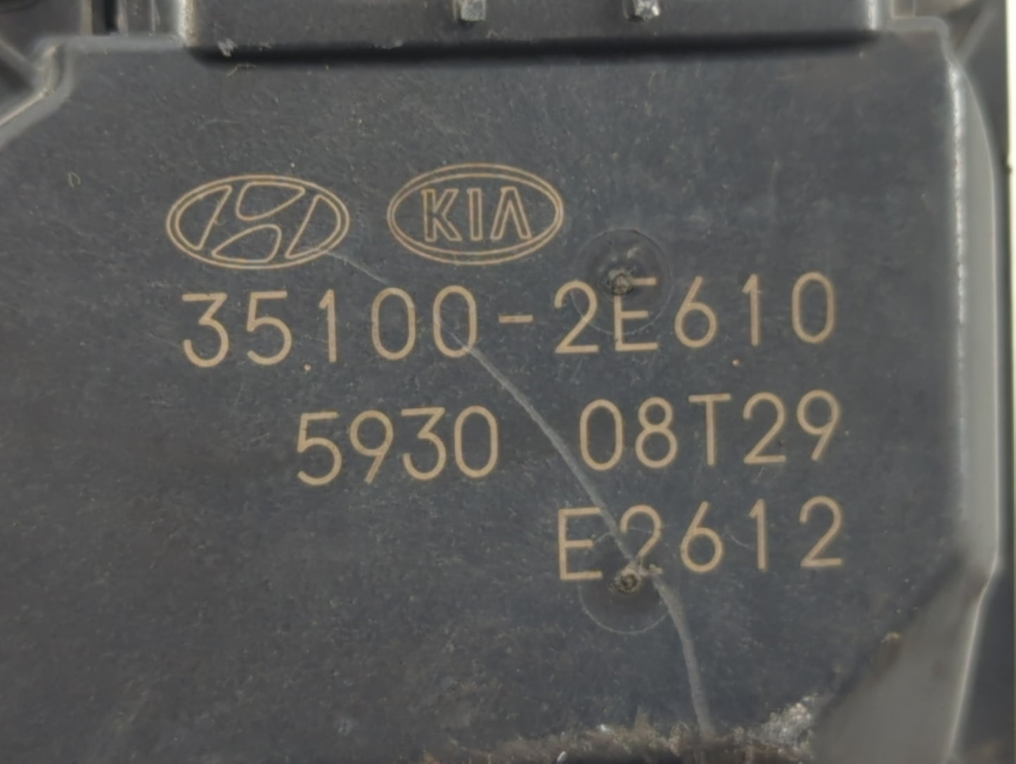 2016-2017 Hyundai Sonata Throttle Body P/N:35100-2E610 Fits Fits 2016 2017 2018 2019 2020 OEM Used Auto Parts - Oemusedautop