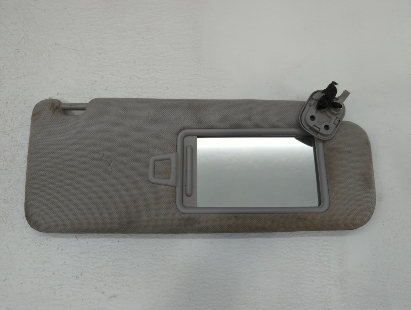 2016-2019 Hyundai Sonata Sun Visor Shade Replacement Passenger Right Mirror Fits Fits 2016 2017 2018 2019 OEM Used Auto Part