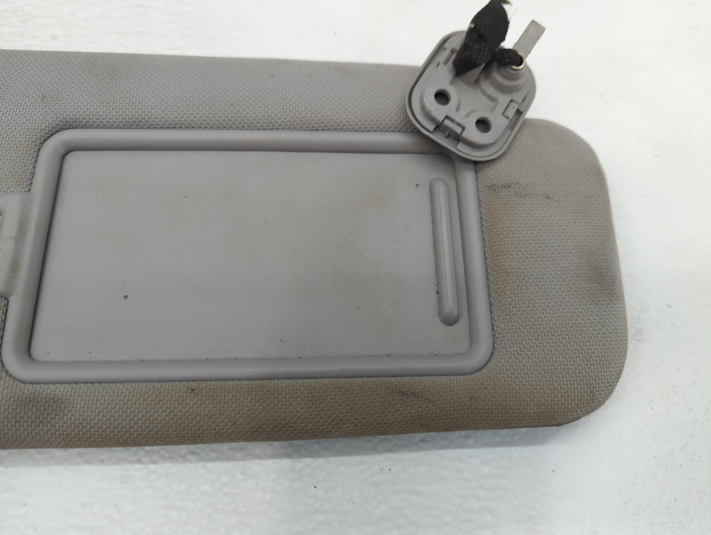 2016-2019 Hyundai Sonata Sun Visor Shade Replacement Passenger Right Mirror Fits Fits 2016 2017 2018 2019 OEM Used Auto Part