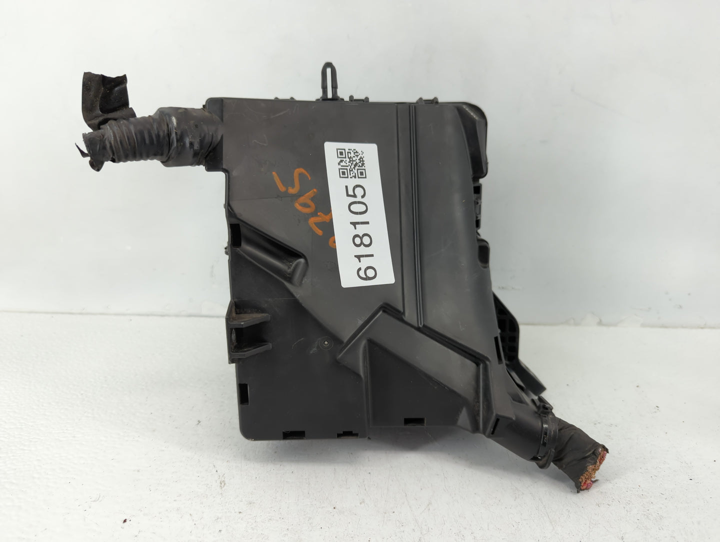 2016-2017 Hyundai Sonata Fusebox Fuse Box Panel Relay Module P/N:91950-C1820 Fits Fits 2016 2017 OEM Used Auto Parts - Oemus