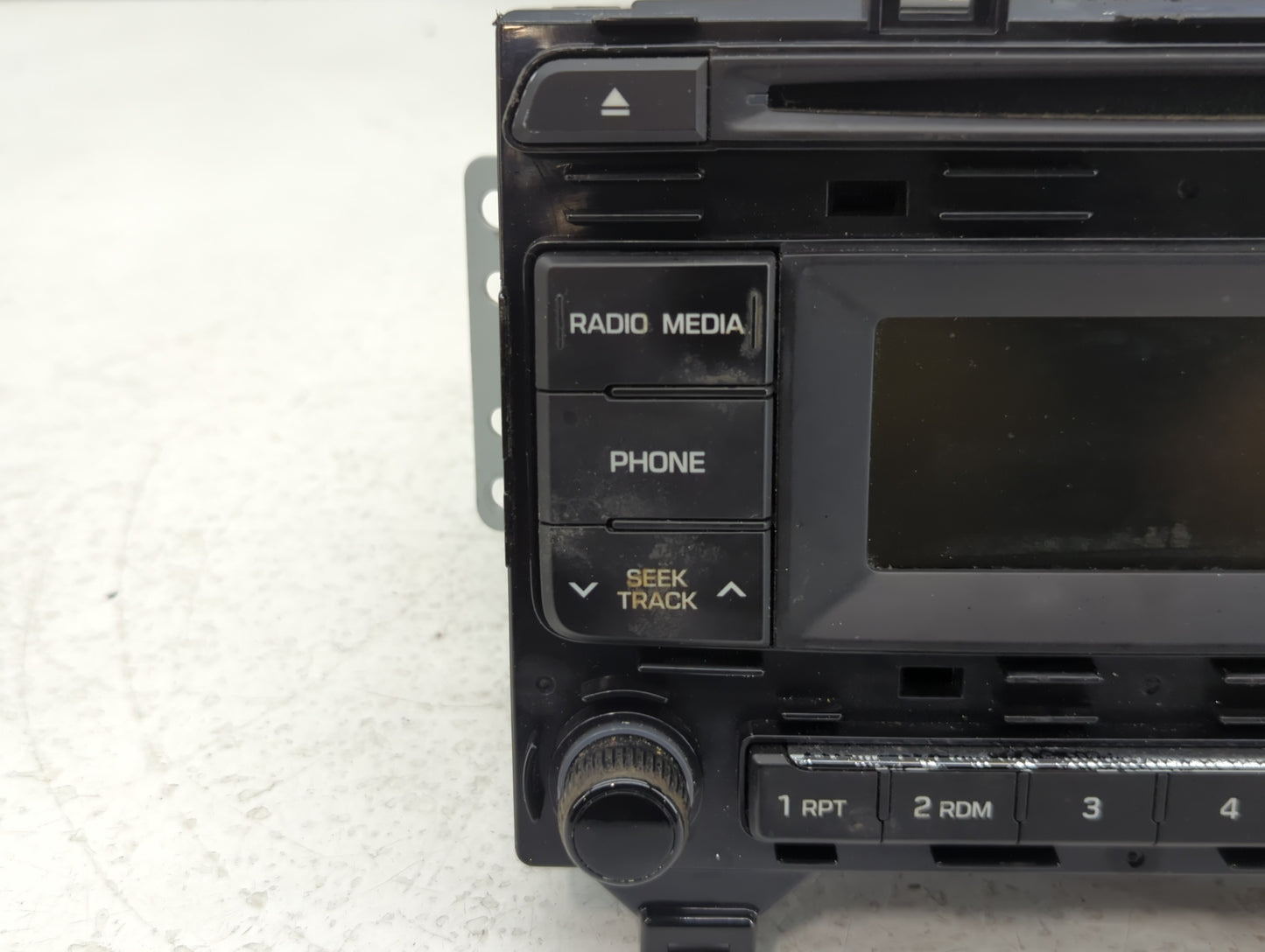 2016-2017 Hyundai Sonata Radio AM FM Cd Player Receiver Replacement P/N:96170-C20504X Fits Fits 2016 2017 OEM Used Auto Part