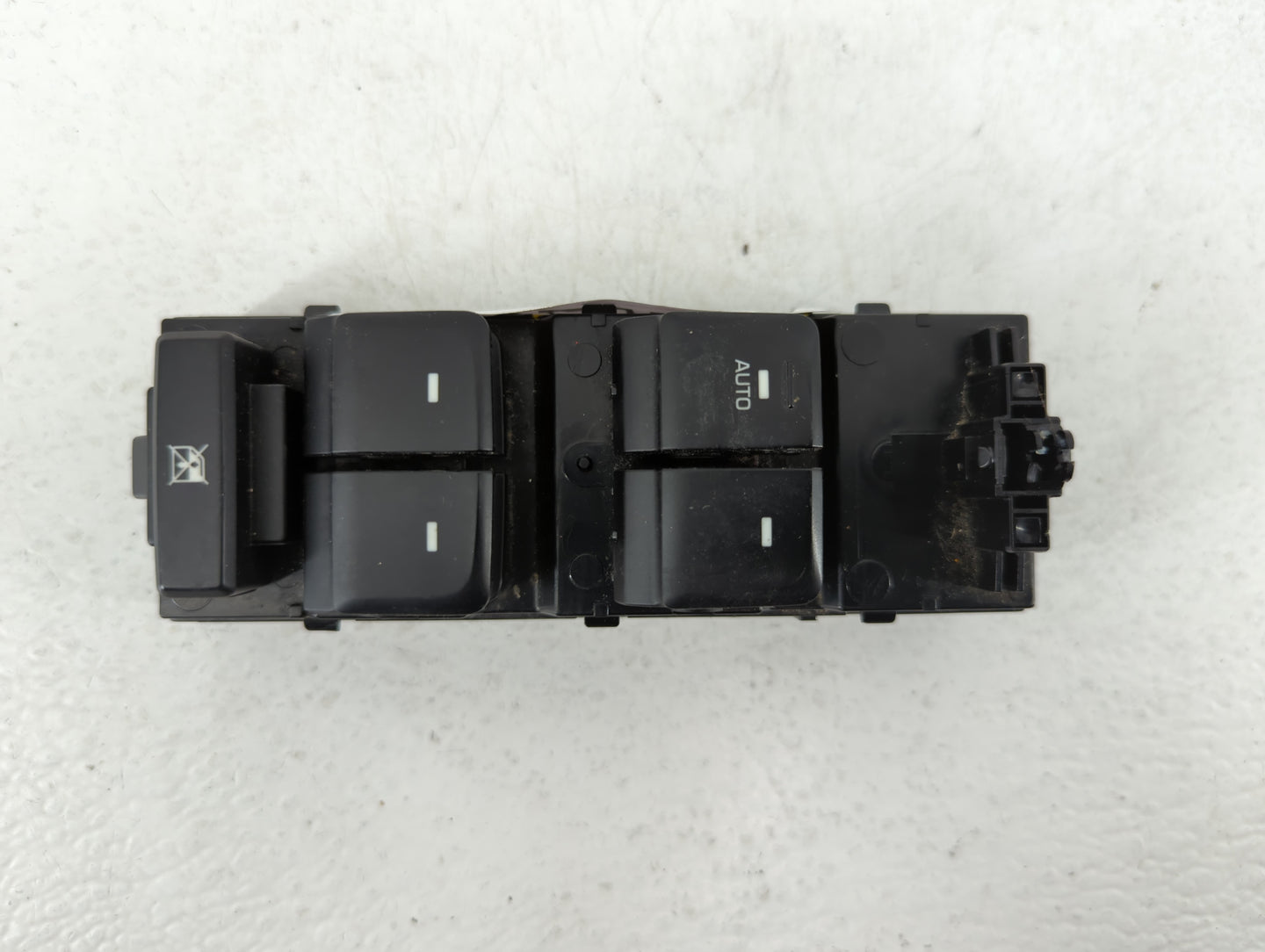 2015-2019 Hyundai Sonata Master Power Window Switch Replacement Driver Side Left P/N:93570-C1000 Fits OEM Used Auto Parts - 