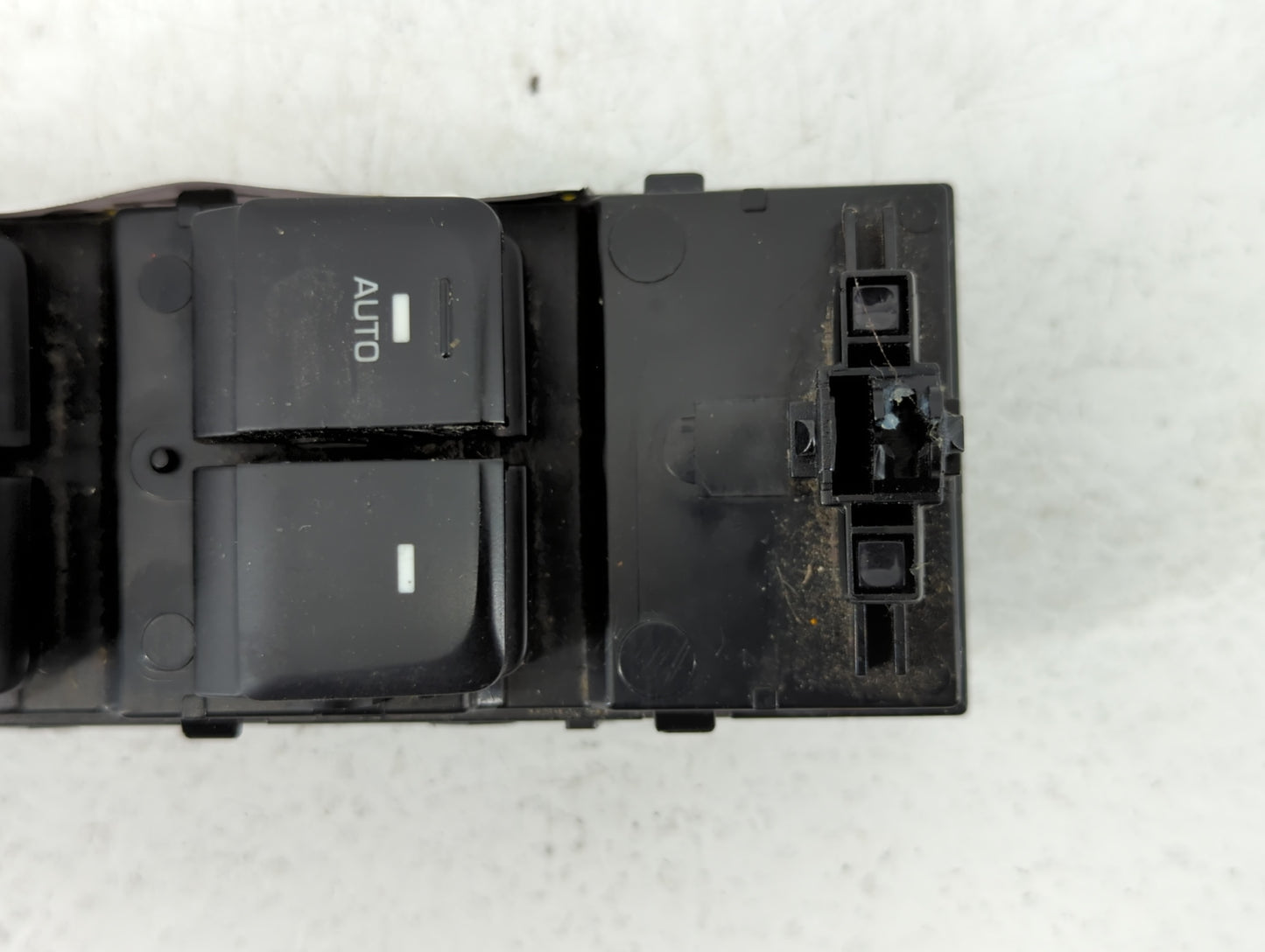 2015-2019 Hyundai Sonata Master Power Window Switch Replacement Driver Side Left P/N:93570-C1000 Fits OEM Used Auto Parts - 