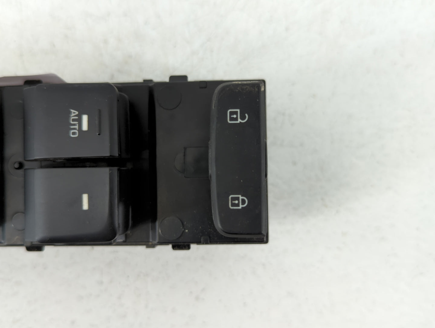 2015-2019 Hyundai Sonata Master Power Window Switch Replacement Driver Side Left P/N:93570-C1000 Fits OEM Used Auto Parts - 