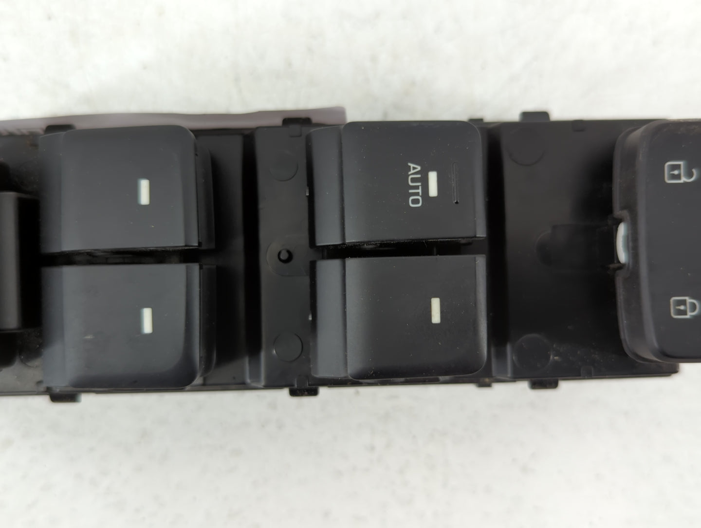 2015-2019 Hyundai Sonata Master Power Window Switch Replacement Driver Side Left P/N:93570-C1000 Fits OEM Used Auto Parts - 