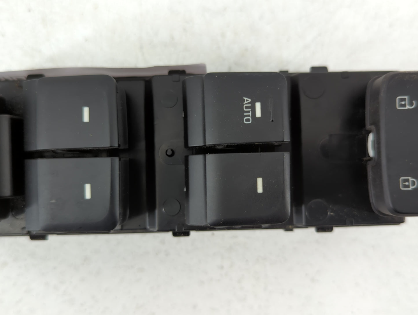 2015-2019 Hyundai Sonata Master Power Window Switch Replacement Driver Side Left P/N:93570-C1000 Fits OEM Used Auto Parts - 