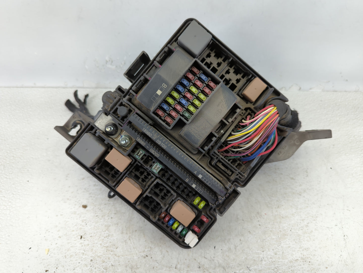 2016-2017 Hyundai Sonata Fusebox Fuse Box Panel Relay Module P/N:91950-C1820 Fits Fits 2016 2017 OEM Used Auto Parts - Oemus