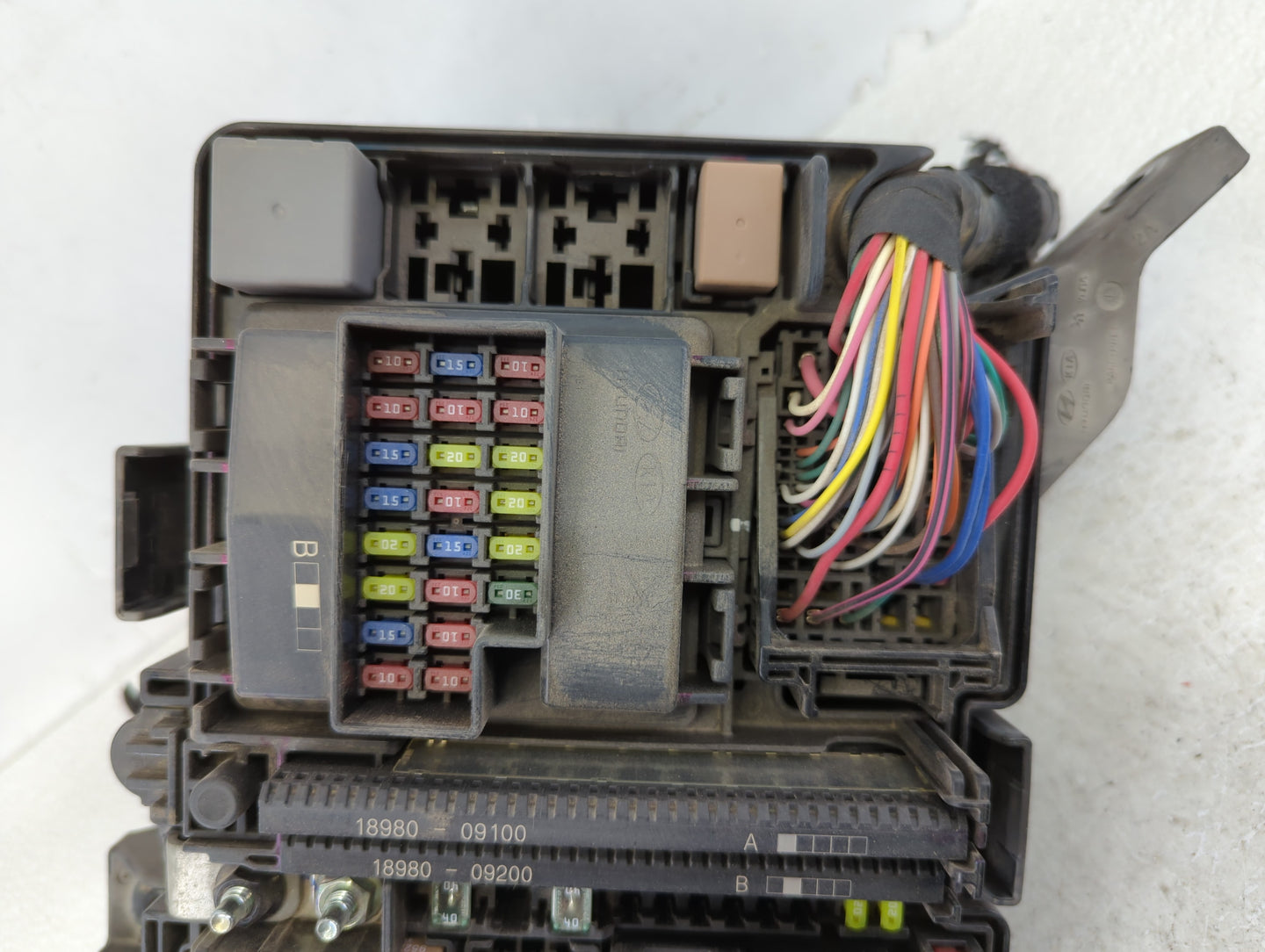 2016-2017 Hyundai Sonata Fusebox Fuse Box Panel Relay Module P/N:91950-C1820 Fits Fits 2016 2017 OEM Used Auto Parts - Oemus