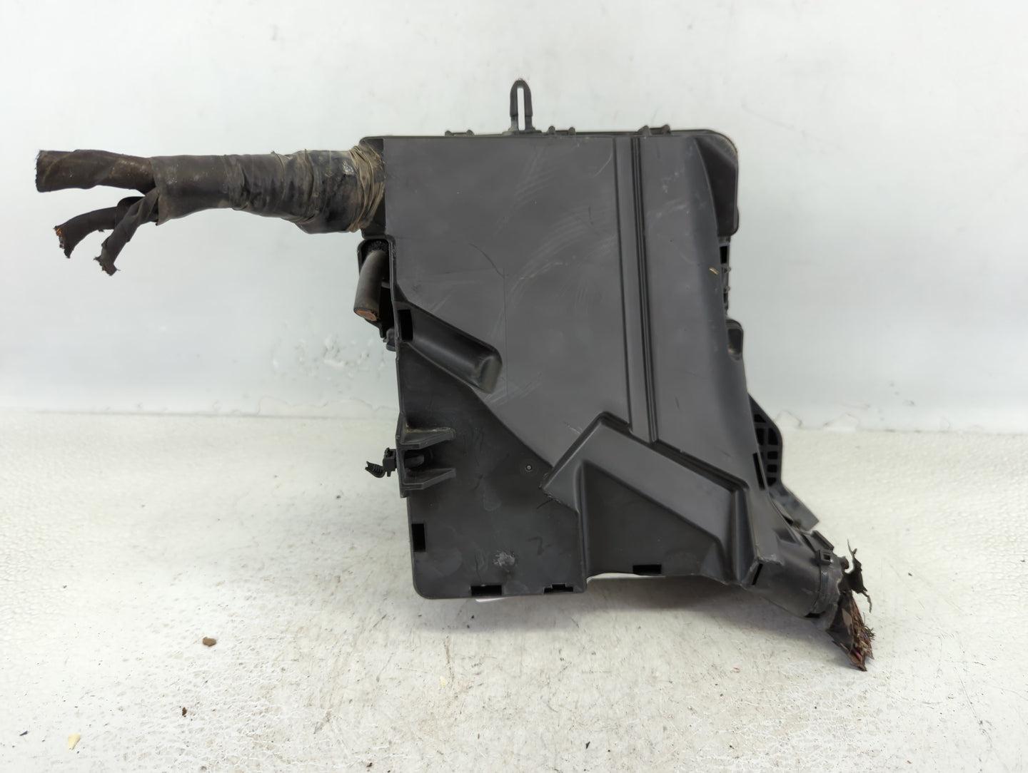2016-2017 Hyundai Sonata Fusebox Fuse Box Panel Relay Module P/N:91950-C1820 Fits Fits 2016 2017 OEM Used Auto Parts - Oemus