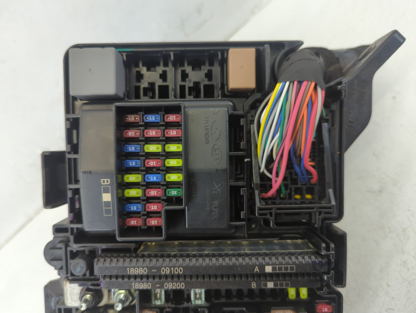 2016-2017 Hyundai Sonata Fusebox Fuse Box Panel Relay Module P/N:91950-C1820 Fits Fits 2016 2017 OEM Used Auto Parts - Oemus