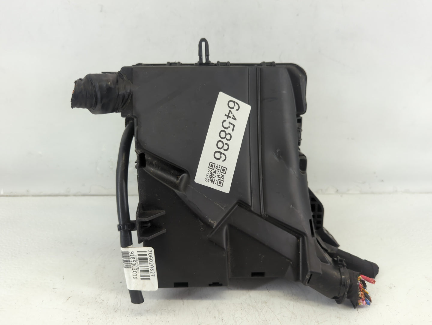 2016-2017 Hyundai Sonata Fusebox Fuse Box Panel Relay Module P/N:91950-C1820 Fits Fits 2016 2017 OEM Used Auto Parts - Oemus