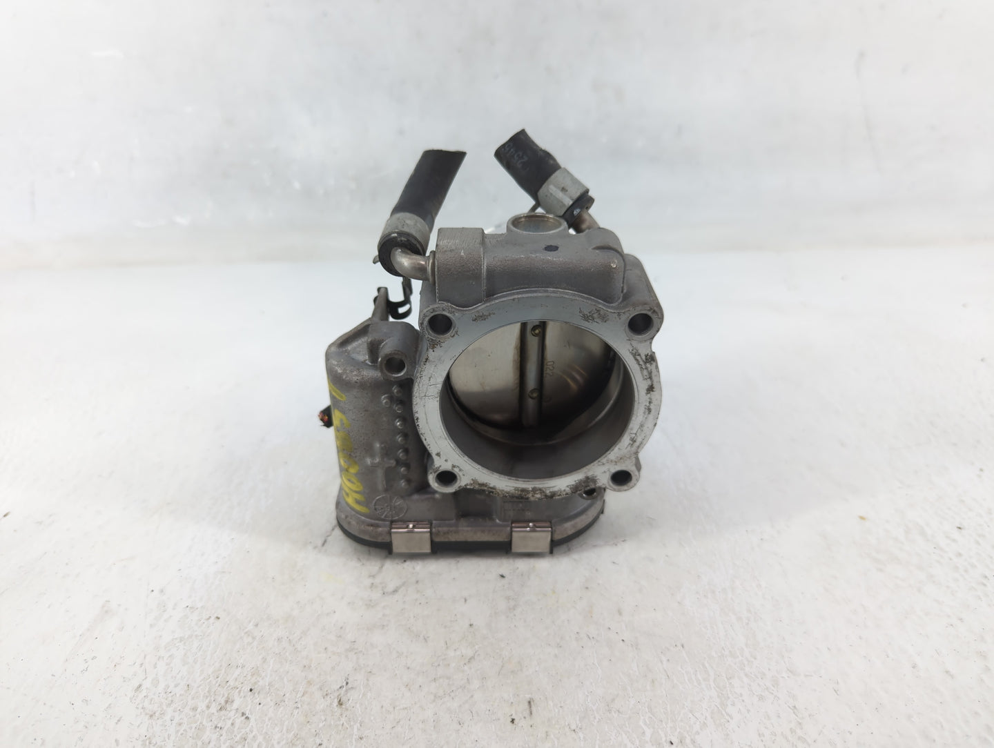 2015-2019 Hyundai Sonata Throttle Body P/N:35100-2G600 Fits Fits 2015 2016 2017 2018 2019 2020 2021 OEM Used Auto Parts - Oe