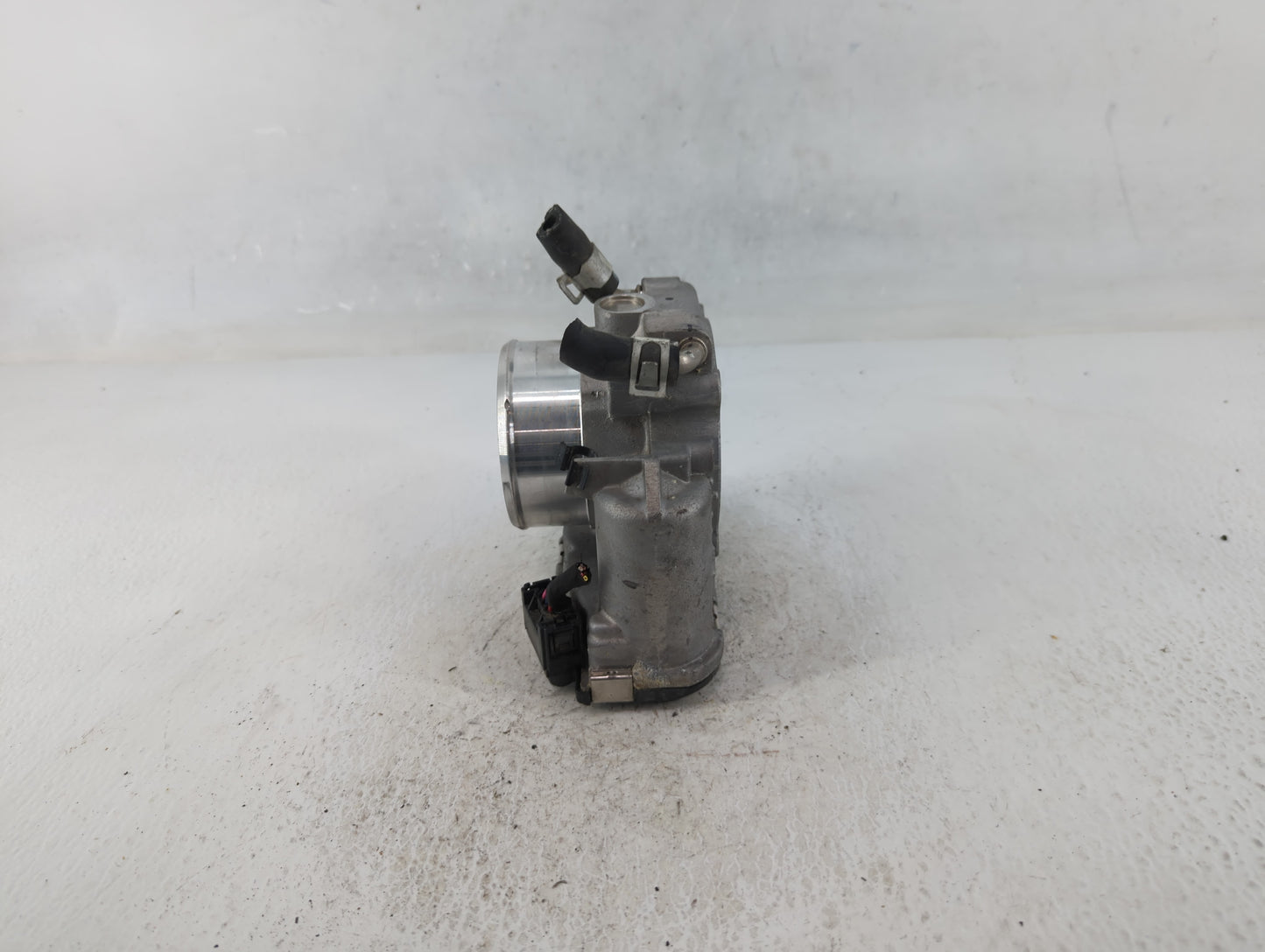 2015-2019 Hyundai Sonata Throttle Body P/N:0 280 750 618 35100-2G600 Fits Fits 2015 2016 2017 2018 2019 2020 2021 OEM Used A