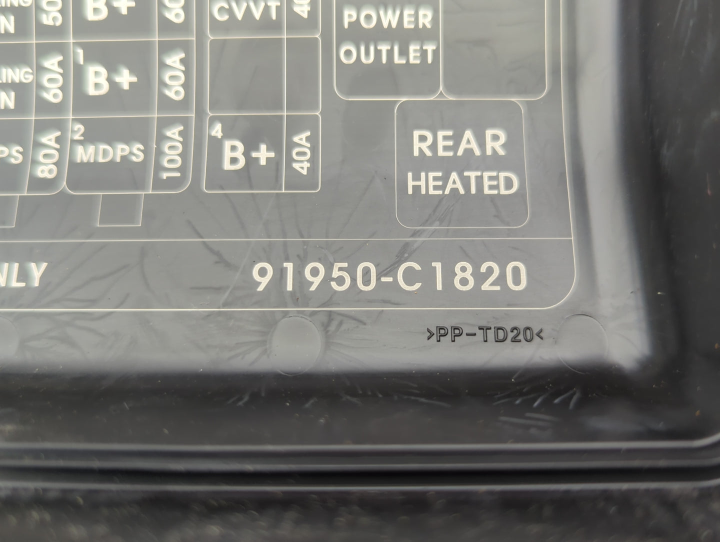 2016-2017 Hyundai Sonata Fusebox Fuse Box Panel Relay Module P/N:91950-C1820 Fits Fits 2016 2017 OEM Used Auto Parts - Oemus