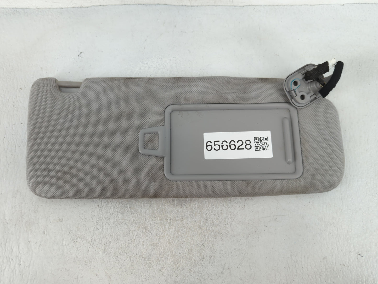 2016-2019 Hyundai Sonata Sun Visor Shade Replacement Passenger Right Mirror Fits Fits 2016 2017 2018 2019 OEM Used Auto Part