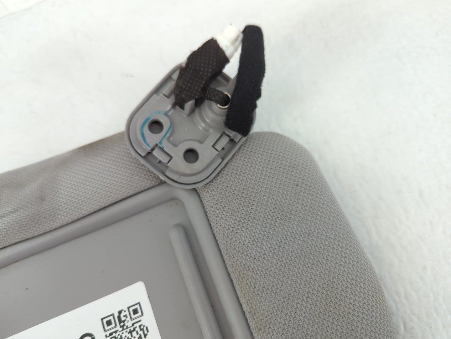 2016-2019 Hyundai Sonata Sun Visor Shade Replacement Passenger Right Mirror Fits Fits 2016 2017 2018 2019 OEM Used Auto Part