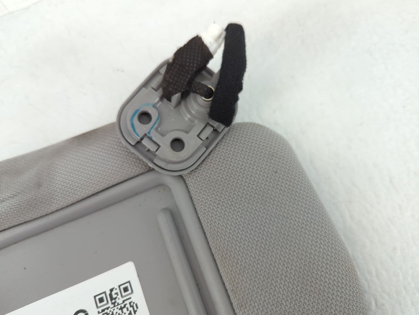 2016-2019 Hyundai Sonata Sun Visor Shade Replacement Passenger Right Mirror Fits Fits 2016 2017 2018 2019 OEM Used Auto Part