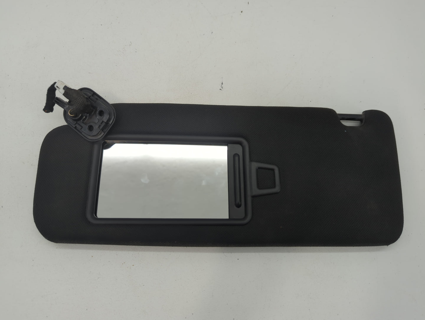 2015-2019 Hyundai Sonata Sun Visor Shade Replacement Passenger Right Mirror Fits Fits 2015 2016 2017 2018 2019 OEM Used Auto
