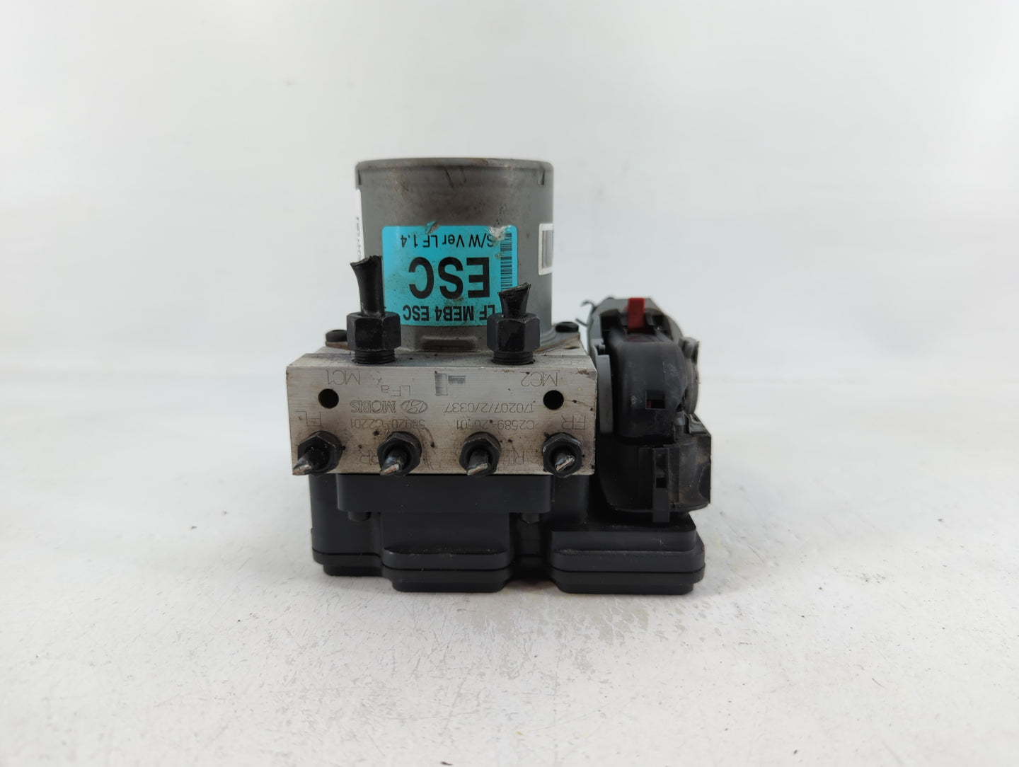 2015-2017 Hyundai Sonata ABS Pump Control Module Replacement P/N:58920-C2201 C2589-20501 Fits Fits 2015 2016 2017 OEM Used A
