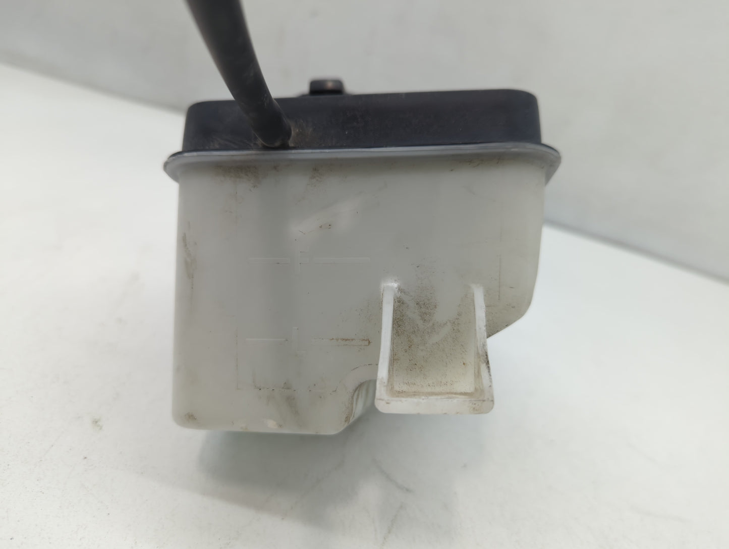 2016-2017 Hyundai Sonata Windshield Washer Fluid Reservoir Bottle Oem - Oemusedautoparts1.com
