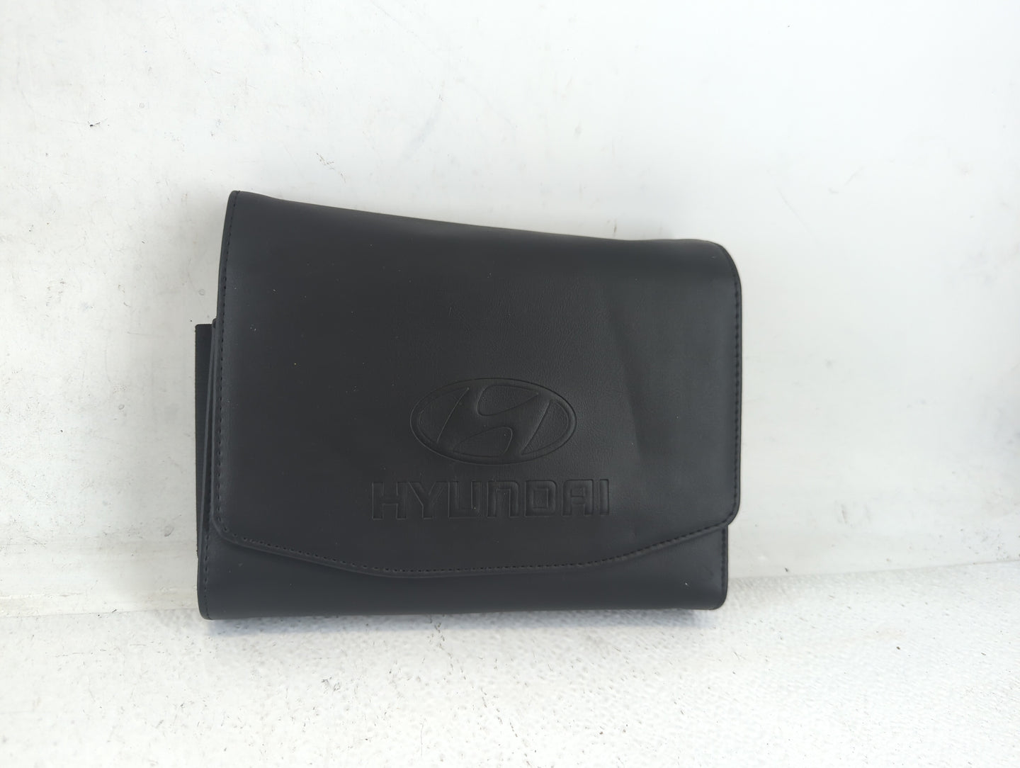 2017 Hyundai Sonata Owners Manual Book Guide P/N:HC10-EU690 OEM Used Auto Parts - Oemusedautoparts1.com