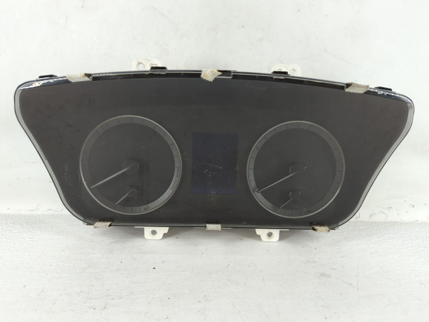 2016-2017 Hyundai Sonata Instrument Cluster Speedometer Gauges P/N:94001-C2201 Fits Fits 2016 2017 OEM Used Auto Parts - Oem
