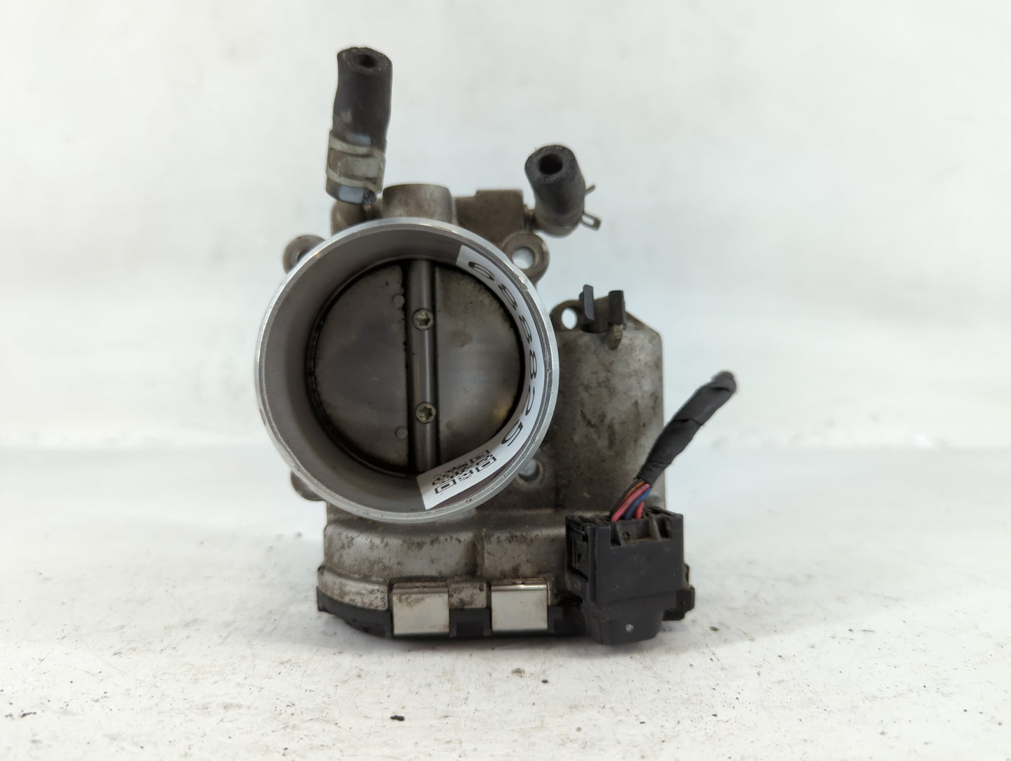 2015-2019 Hyundai Sonata Throttle Body P/N:35100-2G600 Fits Fits 2015 2016 2017 2018 2019 2020 2021 OEM Used Auto Parts - Oe