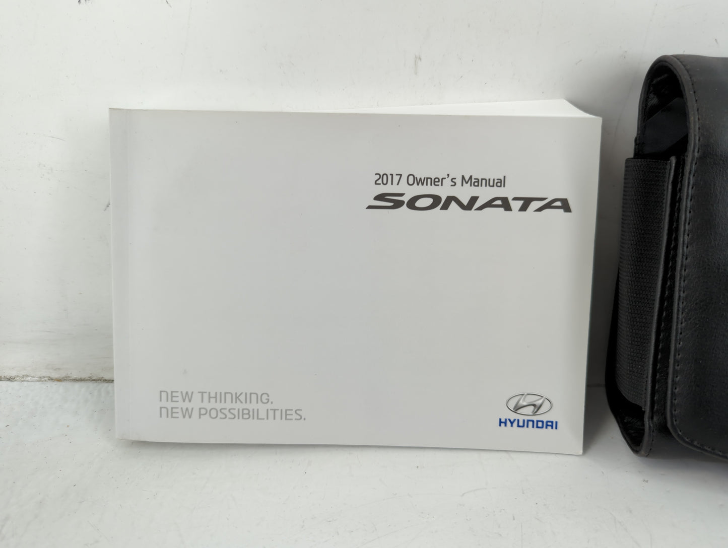 2017 Hyundai Sonata Owners Manual Book Guide P/N:HC10-EU66B OEM Used Auto Parts - Oemusedautoparts1.com