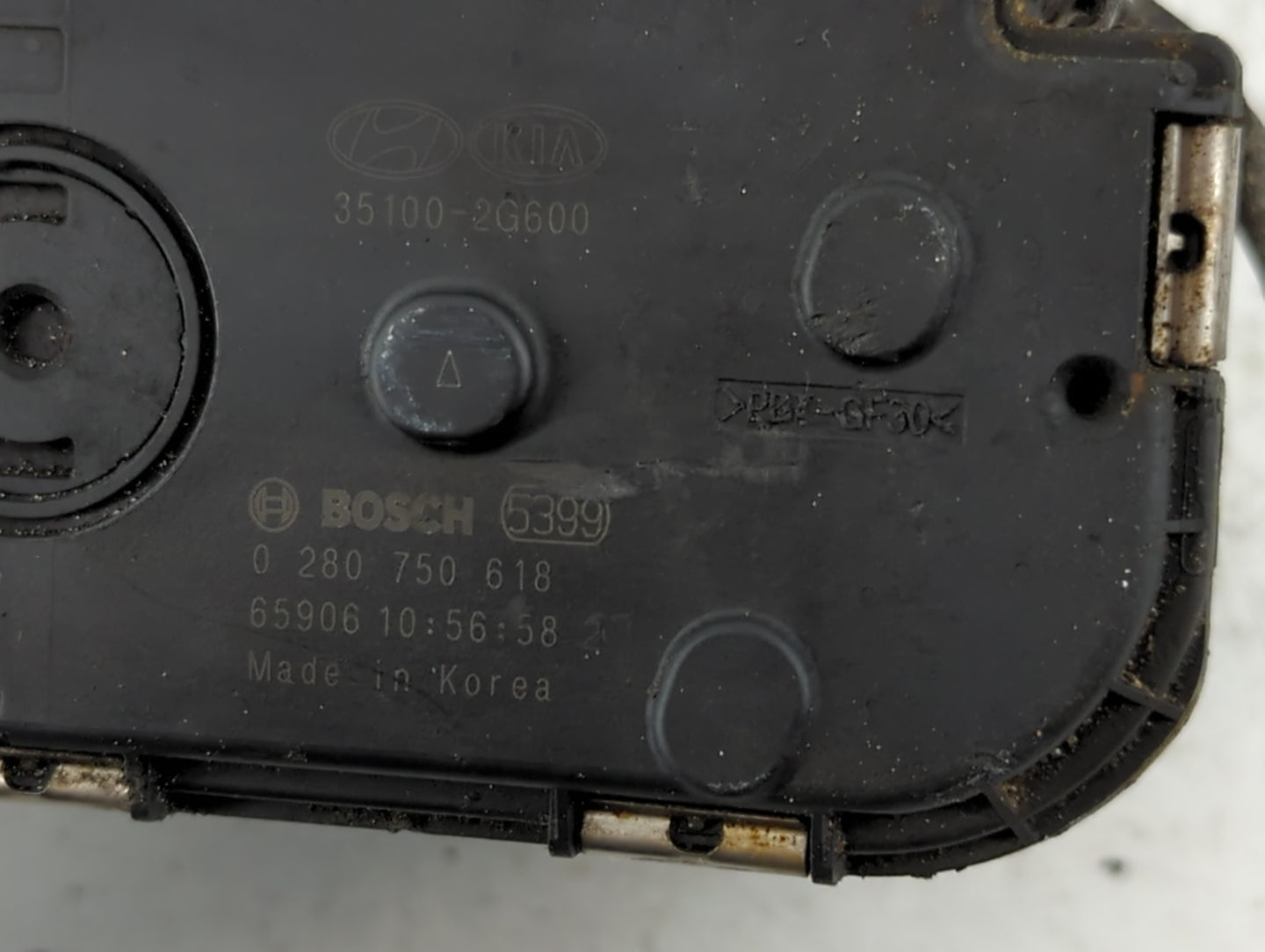 2015-2019 Hyundai Sonata Throttle Body P/N:0 280 750 618 35100-2G600 Fits Fits 2015 2016 2017 2018 2019 2020 2021 OEM Used A