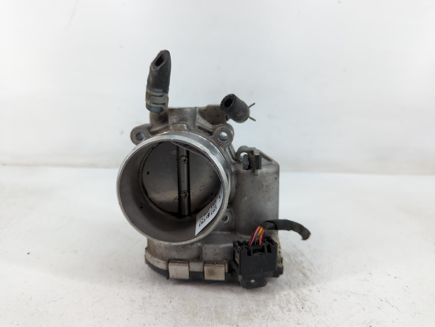 2015-2019 Hyundai Sonata Throttle Body P/N:35100-2G600 Fits Fits 2015 2016 2017 2018 2019 2020 2021 OEM Used Auto Parts - Oe