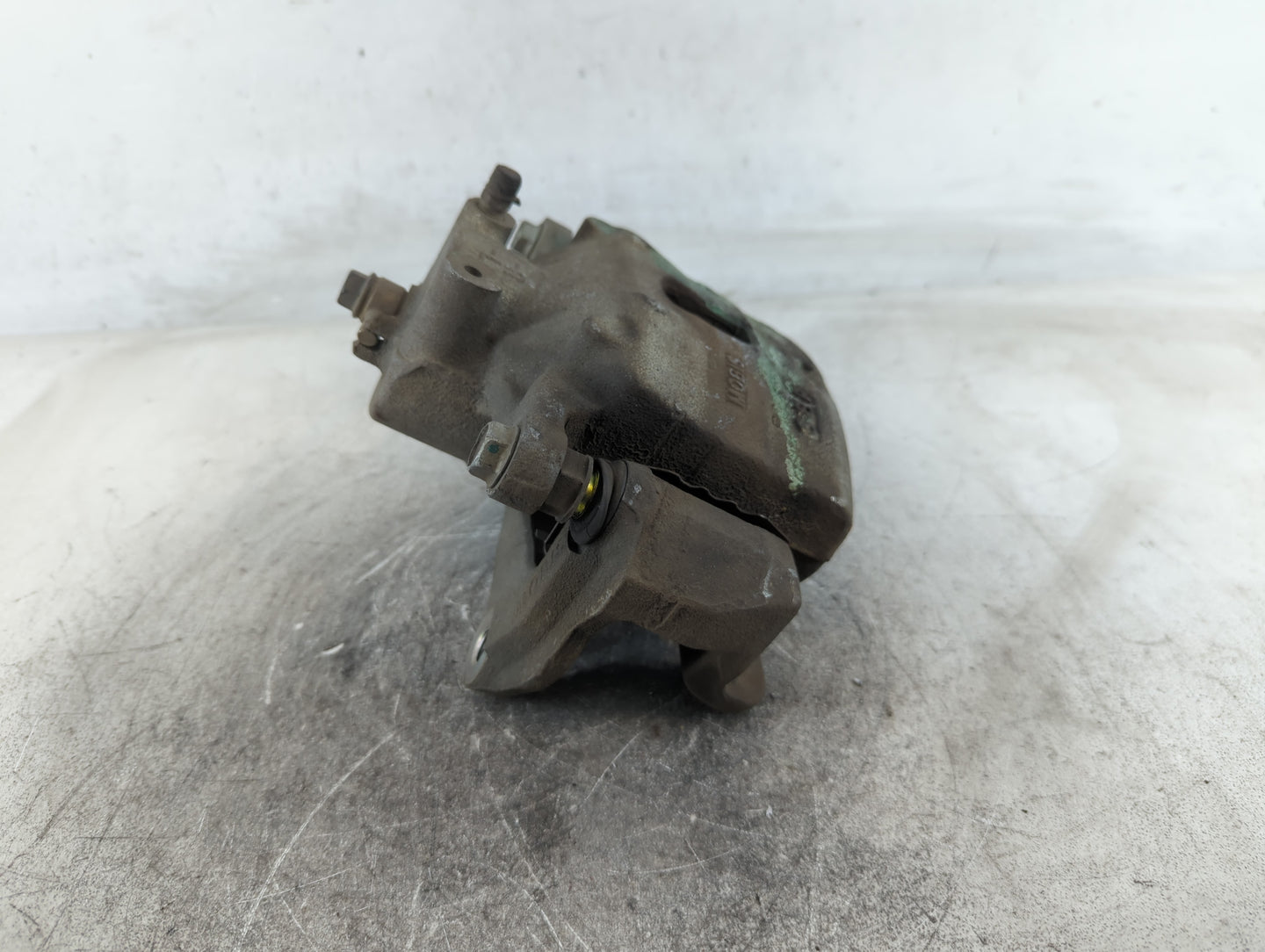 2016-2017 Hyundai Sonata Front Driver Left Brake Caliper - Oemusedautoparts1.com