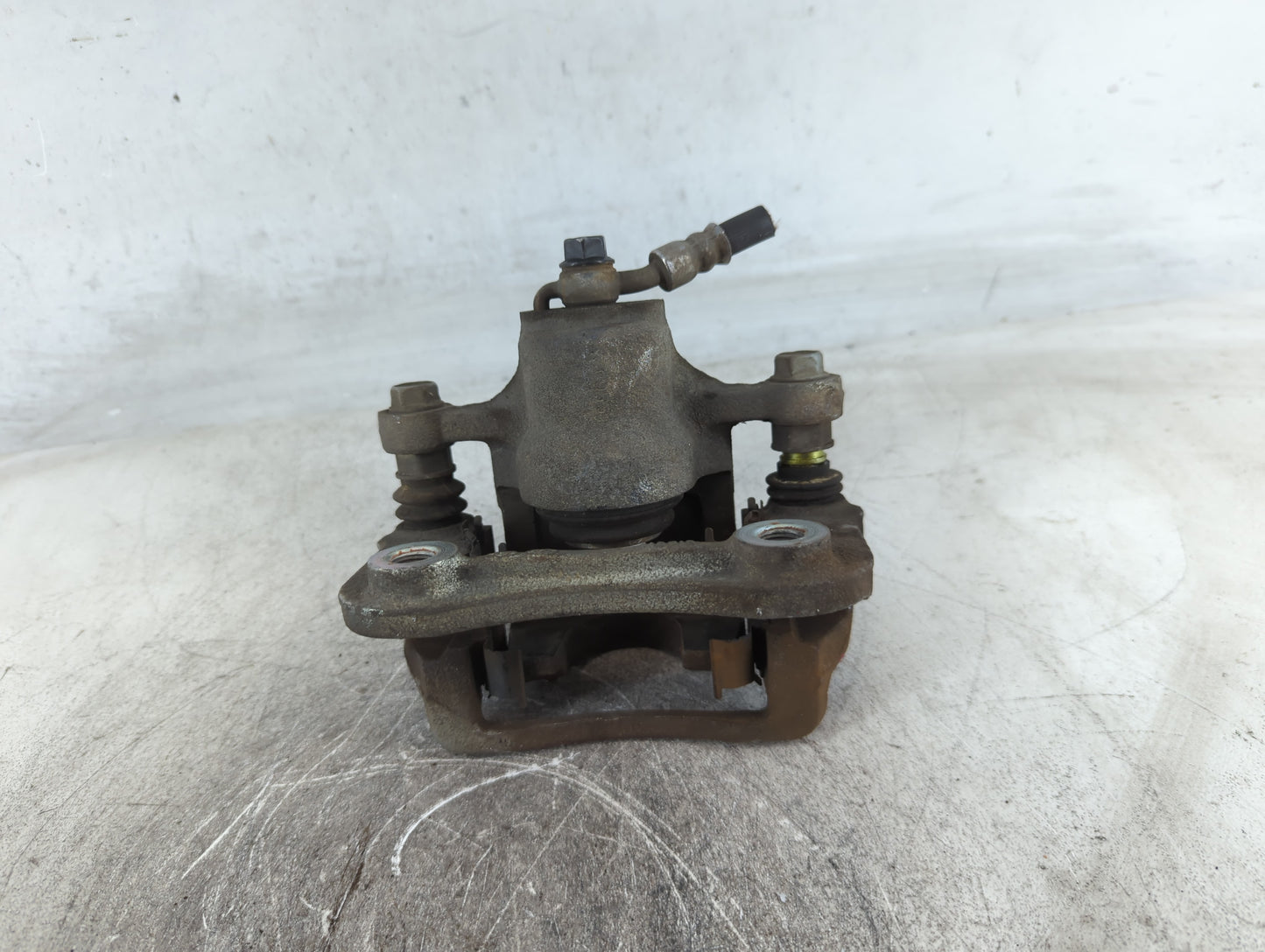 2016-2019 Hyundai Sonata Front Passenger Right Brake Caliper - Oemusedautoparts1.com