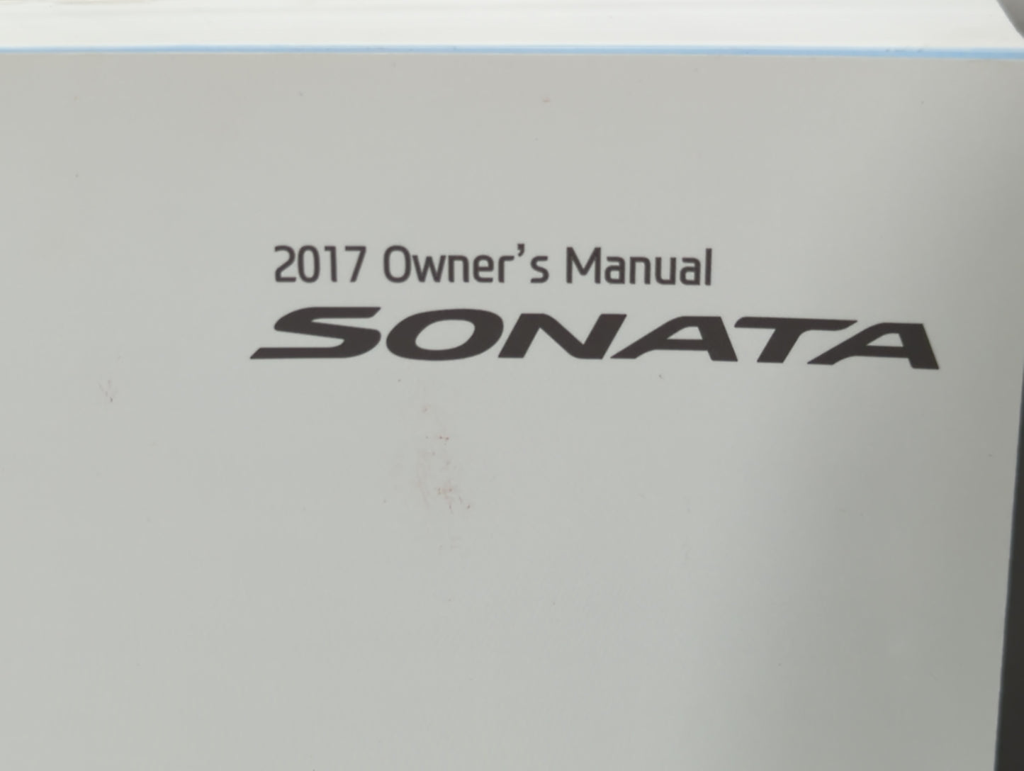 2017 Hyundai Sonata Owners Manual Book Guide P/N:HC10-EU65A OEM Used Auto Parts - Oemusedautoparts1.com