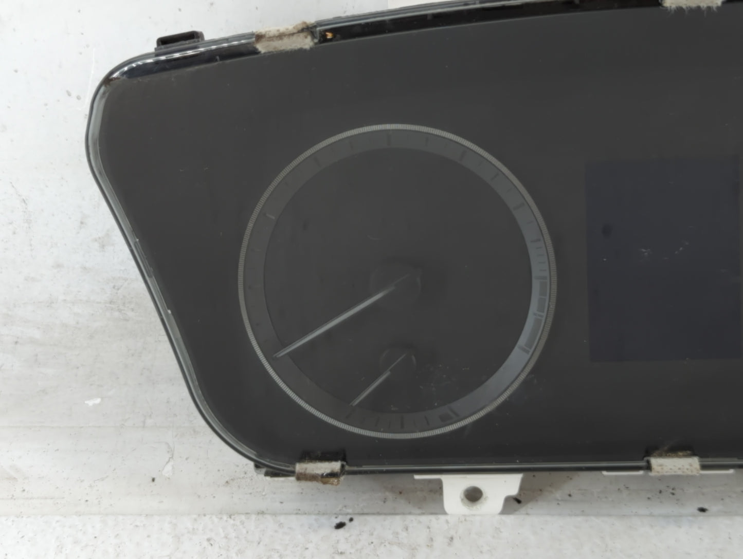 2016-2017 Hyundai Sonata Instrument Cluster Speedometer Gauges P/N:94001-C2201 Fits Fits 2016 2017 OEM Used Auto Parts - Oem