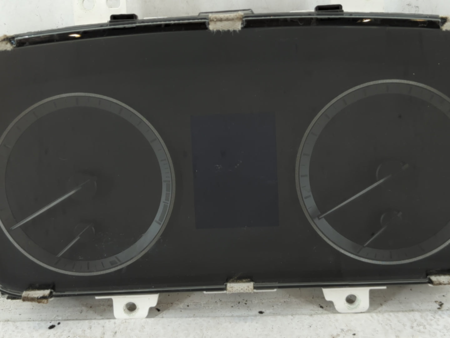 2016-2017 Hyundai Sonata Instrument Cluster Speedometer Gauges P/N:94001-C2201 Fits Fits 2016 2017 OEM Used Auto Parts - Oem