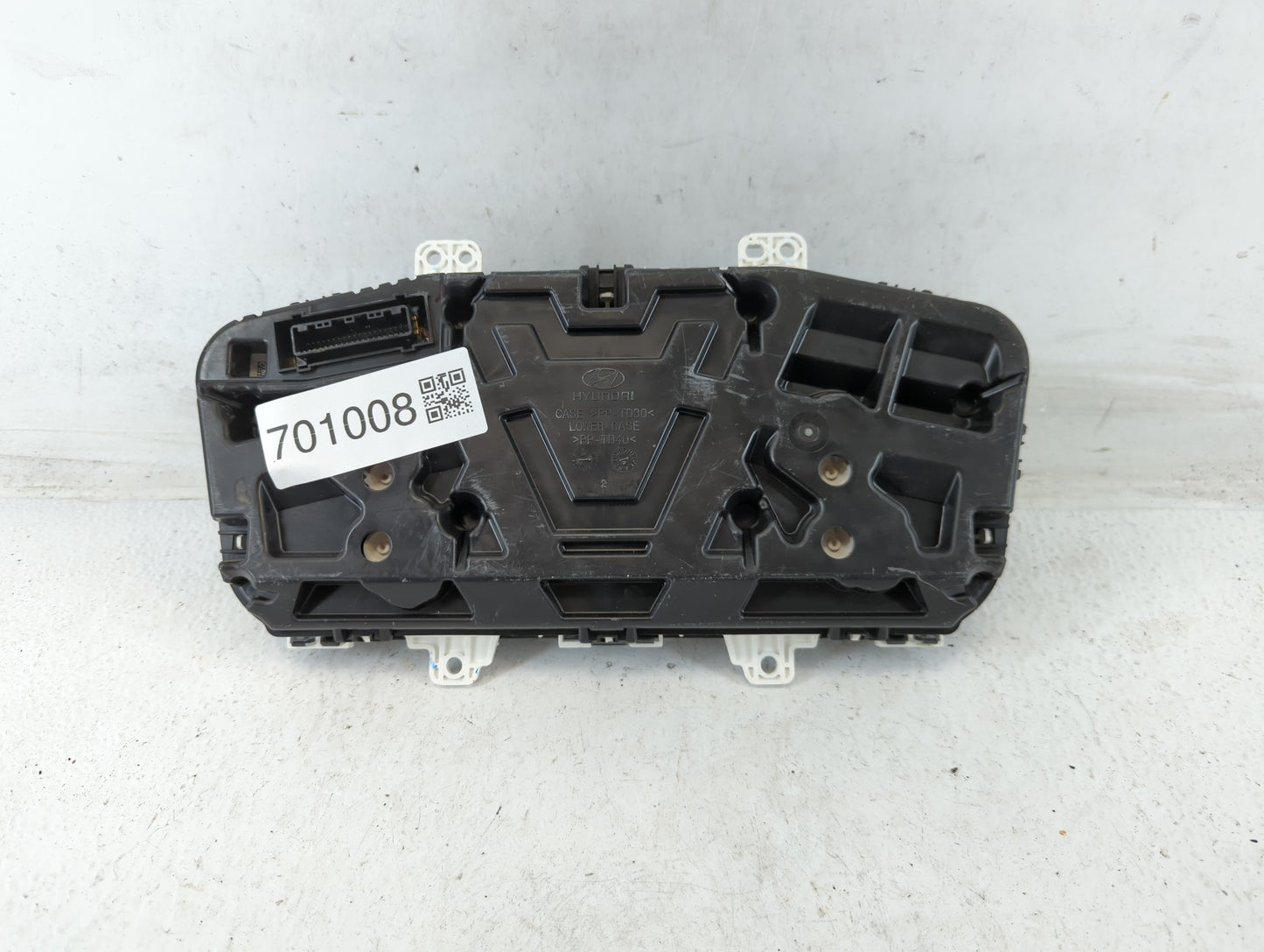 2016-2017 Hyundai Sonata Instrument Cluster Speedometer Gauges P/N:94001-C2201 Fits Fits 2016 2017 OEM Used Auto Parts - Oem