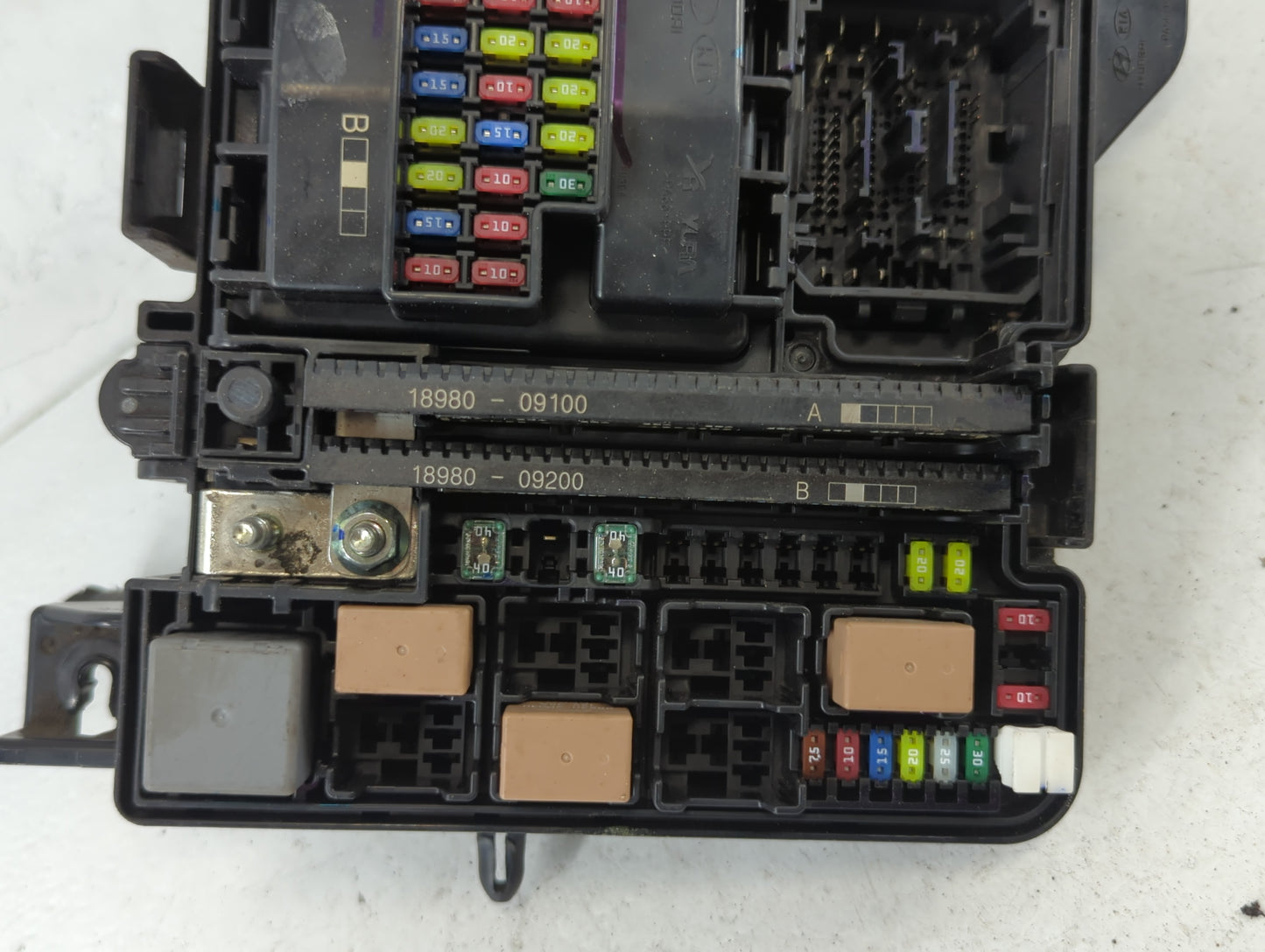 2016-2017 Hyundai Sonata Fusebox Fuse Box Panel Relay Module P/N:91950-C1820 Fits Fits 2016 2017 OEM Used Auto Parts - Oemus