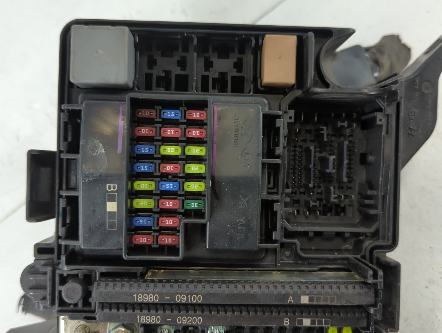 2016-2017 Hyundai Sonata Fusebox Fuse Box Panel Relay Module P/N:91950-C1820 Fits Fits 2016 2017 OEM Used Auto Parts - Oemus