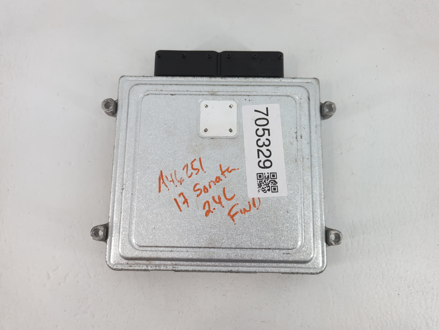 2015-2017 Hyundai Sonata PCM Engine Control Computer ECU ECM PCU OEM P/N:39111-2GGK3 39101-2GGK3 Fits Fits 2015 2016 2017 OE
