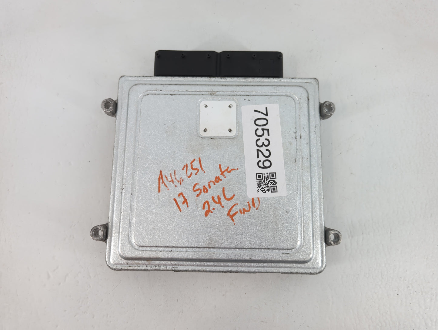 2015-2017 Hyundai Sonata PCM Engine Control Computer ECU ECM PCU OEM P/N:39111-2GGK3 39101-2GGK3 Fits Fits 2015 2016 2017 OE