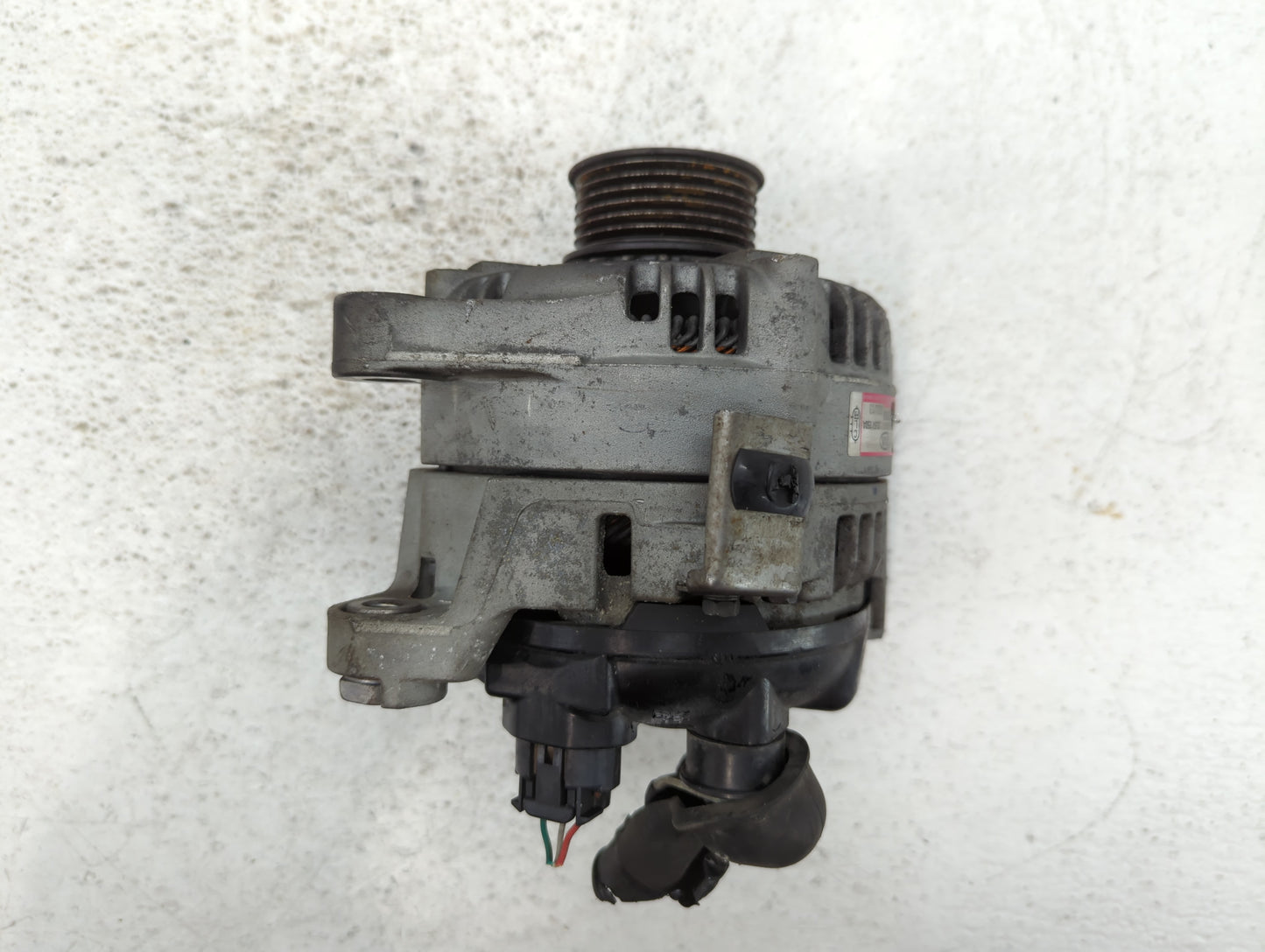 2015-2019 Hyundai Sonata Alternator Replacement Generator Charging Assembly Engine OEM P/N:37300-2G061 Fits OEM Used Auto Pa