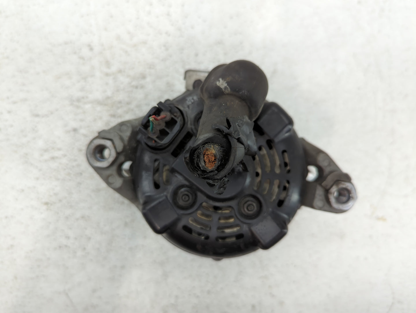 2015-2019 Hyundai Sonata Alternator Replacement Generator Charging Assembly Engine OEM P/N:37300-2G061 Fits OEM Used Auto Pa