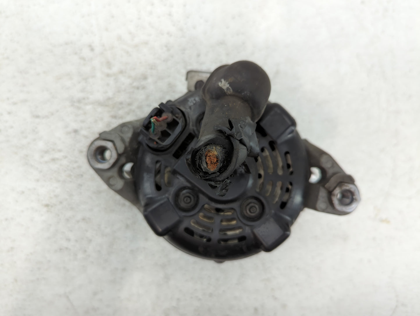 2015-2019 Hyundai Sonata Alternator Replacement Generator Charging Assembly Engine OEM P/N:37300-2G061 Fits OEM Used Auto Pa